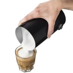 Bestron AMF8050 Viva Italia Elektrische Melkopschuimer 190-300 Ml Zwart 9 Bestron AMF8050 Viva Italia Elektrische Melkopschuimer 190-300 Ml Zwart -Bestron 8712184055036 4